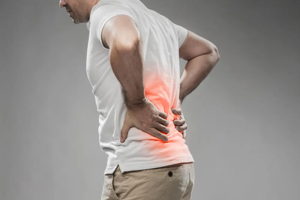 Dolor de lumbago en la zona lumbar