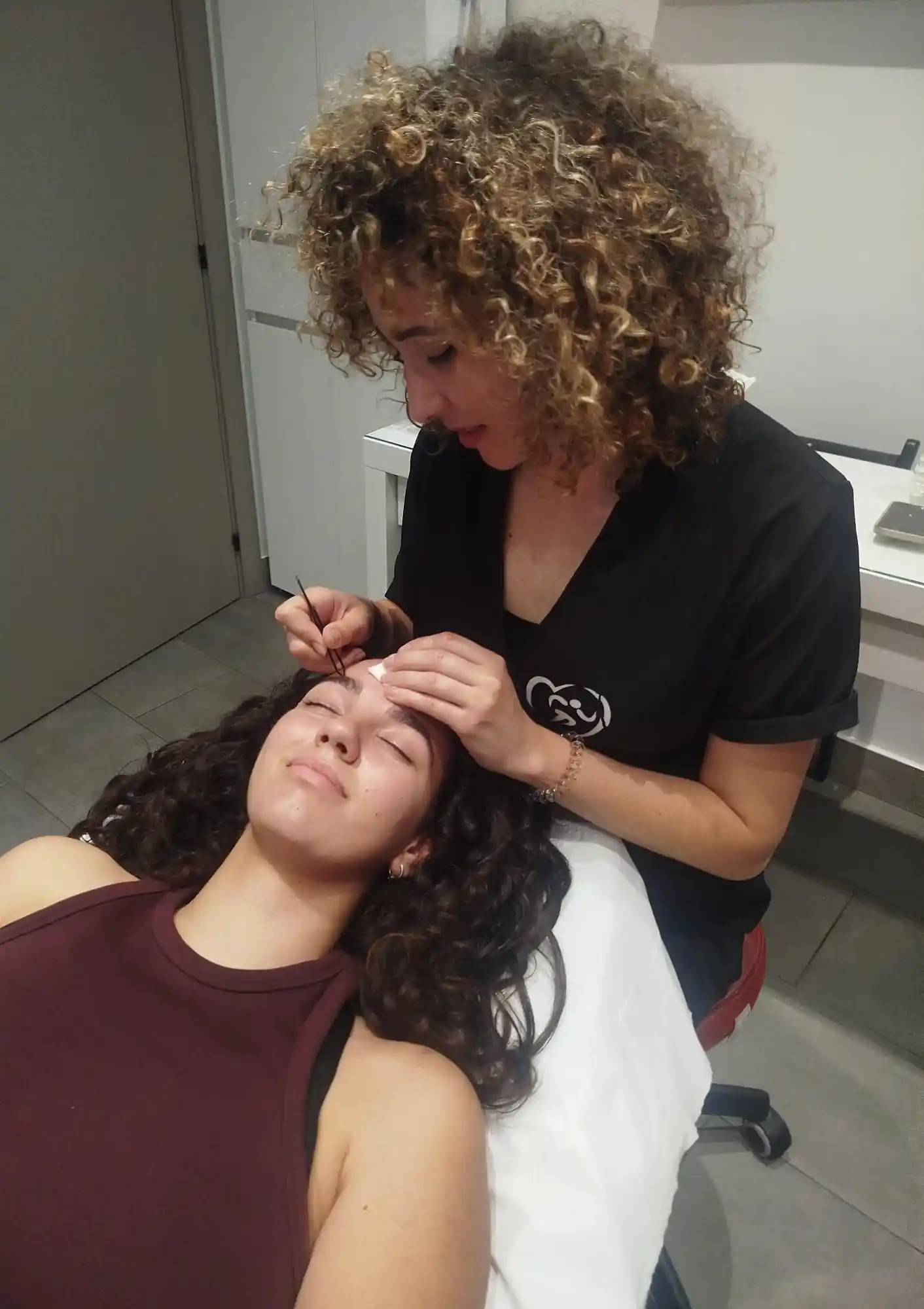 Depilación de cejas en Sanlúcar de Barrameda