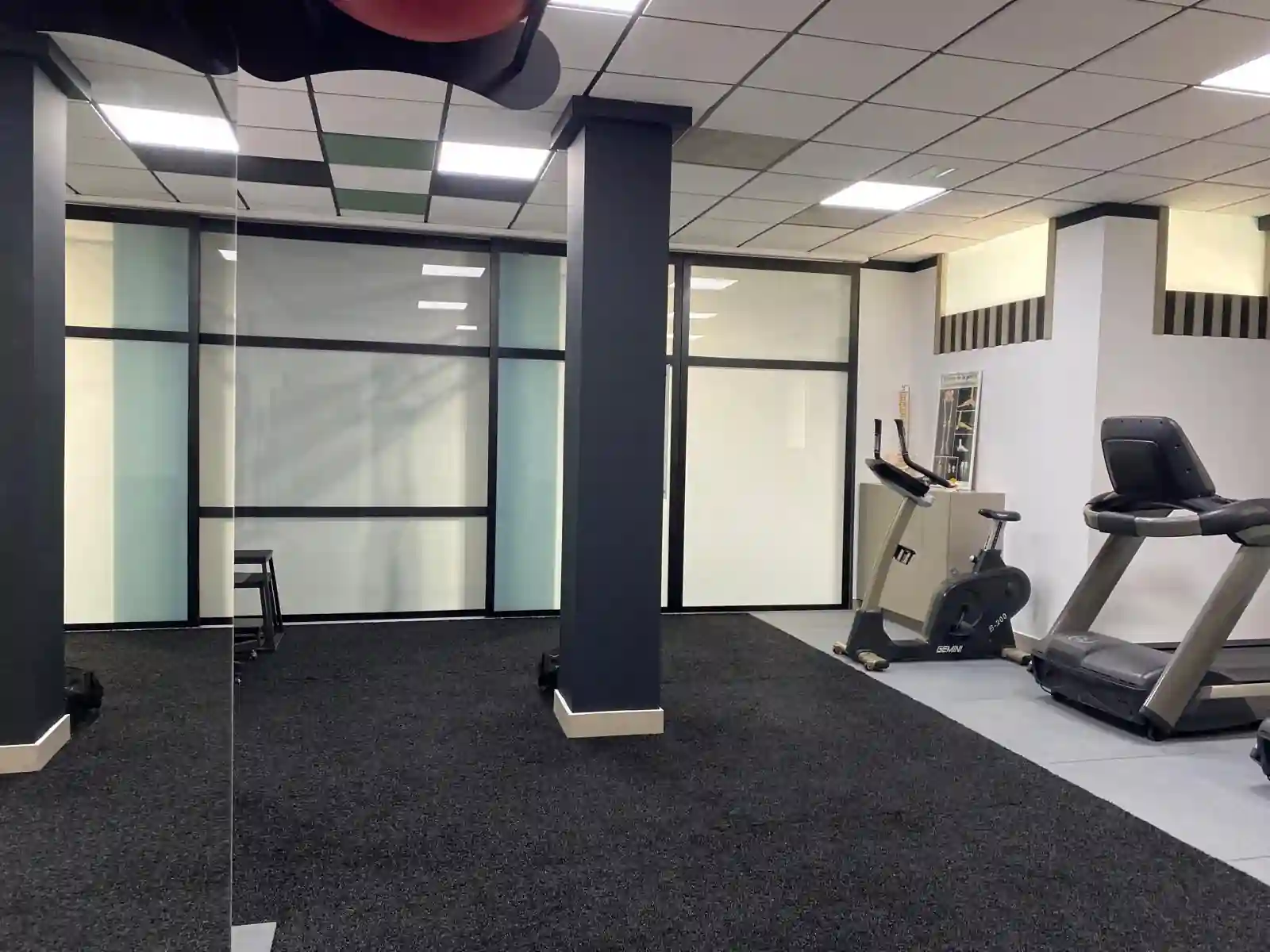 Equipo y espacio de Health and Motion